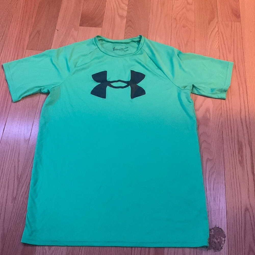 Neon green nike t-shirt